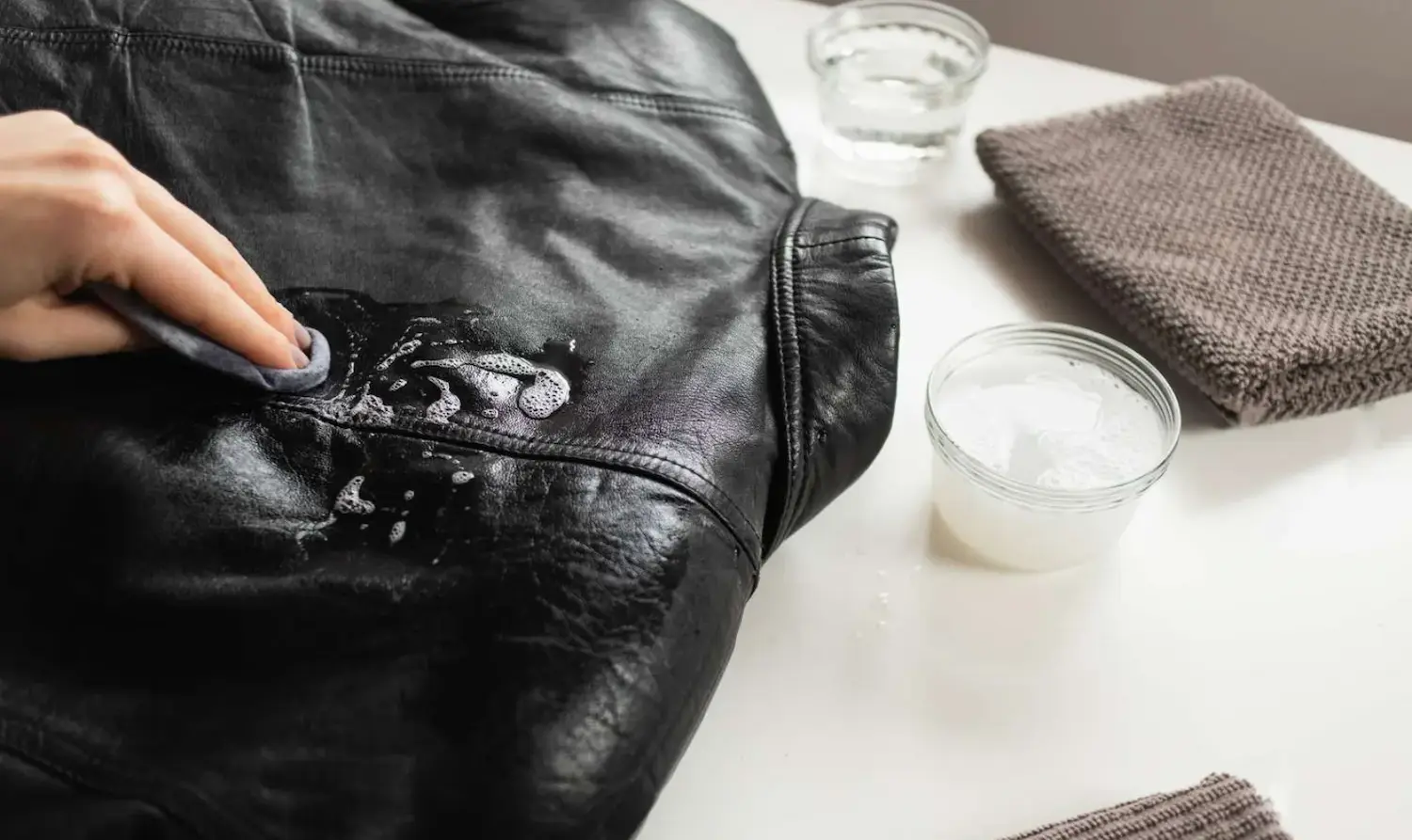 how-to-clean-a-leather-jacket.webp