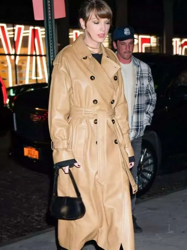 Taylor Swift leather coat